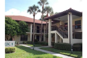 913 HAMMOCK PINE BLVD #913, CLEARWATER, FL 33761 Sold 10/28/22