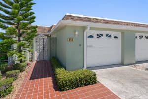 656 BOCA CIEGA POINT BLVD S #656, ST PETERSBURG, FL 33708 Sold 03/03/23