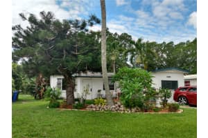 2962 THOMAS ST, FORT MYERS, FL 33916 Sold 11/30/22