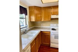 1418 NORMANDY PARK DR #5, CLEARWATER, FL 33756 Sold 09/22/22