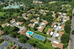 501 E BAY DR #104, LARGO, FL 33770 Sold 09/22/22