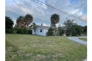 4001 MOODY ST, ST PETE BEACH, FL 33706 Sold 10/06/22