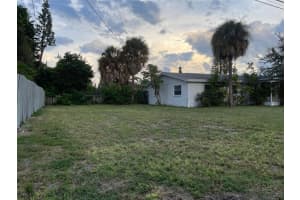 4001 MOODY ST, ST PETE BEACH, FL 33706 Sold 10/06/22