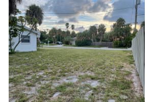 4001 MOODY ST, ST PETE BEACH, FL 33706 Sold 10/06/22