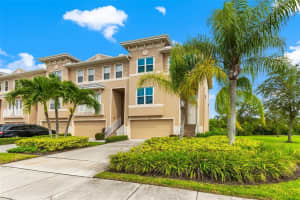 7057 ISLAMORADA CIR, SEMINOLE, FL 33777 Sold 12/16/22