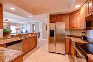 521 MANDALAY AVE #803, CLEARWATER BEACH, FL 33767 Sold 10/12/22