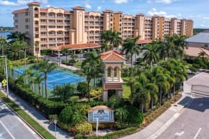 17715 GULF BLVD #703, REDINGTON SHORES, FL 33708 Sold 10/04/22