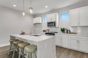2575 11TH PL N, ST PETERSBURG, FL 33713 Sold 02/07/23