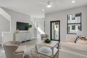 2575 11TH PL N, ST PETERSBURG, FL 33713 Sold 02/07/23