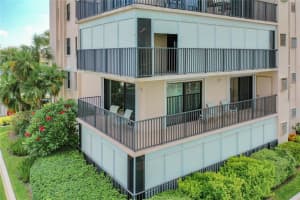 7600 SUN ISLAND DR S #201, SOUTH PASADENA, FL 33707 Sold 02/21/23