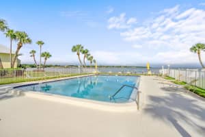 7300 SUNSHINE SKYWAY LN S #110, ST PETERSBURG, FL 33711 Sold 12/27/22