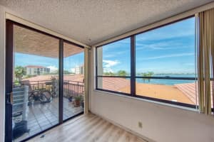 6177 SUN BLVD #307, ST PETERSBURG, FL 33715 Sold 10/24/22