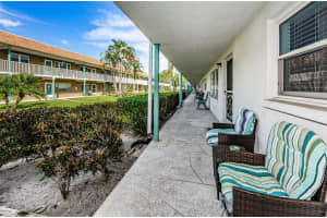 5217 81ST ST N #12, ST PETERSBURG, FL 33709 Sold 06/20/23