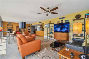 7600 BAYSHORE DR #308, TREASURE ISLAND, FL 33706 Sold 01/09/23