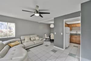 1853 BOUGH AVE #B, CLEARWATER, FL 33760 Sold 10/20/22