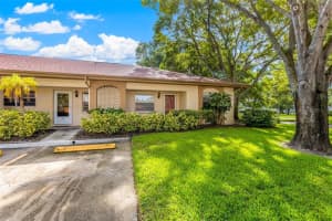 2460 NORTHSIDE DR #806, CLEARWATER, FL 33761 Sold 11/18/22