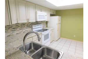2224 FIR LANE CT, CLEARWATER, FL 33763 Sold 02/08/23
