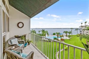 5277 ISLA KEY BLVD S #424, ST PETERSBURG, FL 33715 Sold 04/27/23