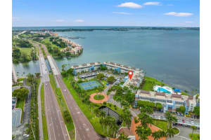 5277 ISLA KEY BLVD S #424, ST PETERSBURG, FL 33715 Sold 04/27/23