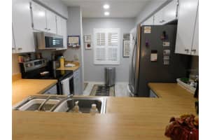 3399 MERMOOR DR #206, PALM HARBOR, FL 34685 Sold 01/12/23
