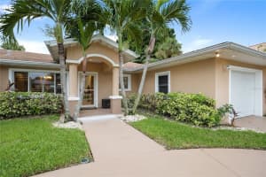 3844 BELLE VISTA DR E, ST PETE BEACH, FL 33706 Sold 03/16/23