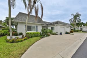 6551 GOLDEN HORSESHOE DR, SEMINOLE, FL 33777 Sold 12/21/22