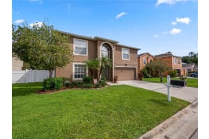 8252 SETTLERS CREEK LOOP, LAKELAND, FL 33810 Sold 02/15/23