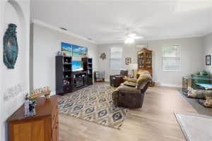 189 OAK CROSSING BLVD, AUBURNDALE, FL 33823 Sold 12/06/22