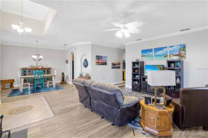 189 OAK CROSSING BLVD, AUBURNDALE, FL 33823 Sold 12/06/22
