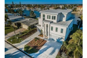 11225 6th St E, Treasure Island, FL 33706, Sold 10/24/22
