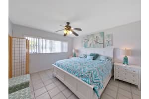 3717 46TH AVE S #6, ST PETERSBURG, FL 33711 Sold 12/28/22