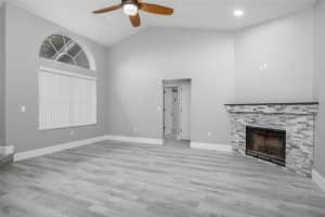 3806 75TH TER E, SARASOTA, FL 34243 Sold 11/23/22