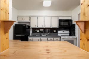 8039 Garden Dr, Seminole, FL 33777, Sold 12/22/22