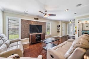 2501 Oleander Lakes Dr, Brandon, FL 33511, Sold 11/17/22