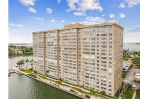 5130 Brittany Dr S, St. Petersburg, FL 33715, Sold 02/02/23