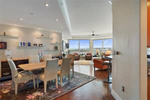 400 Beach Dr NE, St. Petersburg, FL 33701, Sold 11/04/22