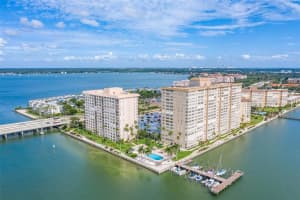 5220 Brittany Dr S, St. Petersburg, FL 33715, Sold 11/15/22