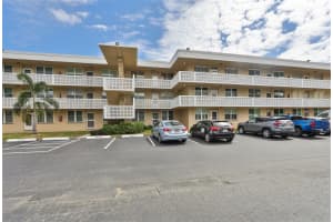 4915 BAY ST NE #324, ST PETERSBURG, FL 33703 Sold 06/30/23