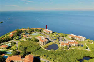 448 Mariner Dr, Tarpon Springs, FL 34689, Sold 03/24/23