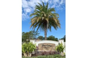 10223 GRAND OAK CIR, MADEIRA BEACH, FL 33708 Sold 11/18/22