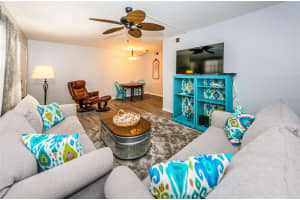 1898 SHORE DR S #117, SOUTH PASADENA, FL 33707 Sold 12/09/22