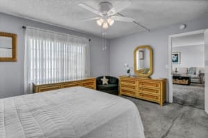 6960 20TH AVE N #307, ST PETERSBURG, FL 33710 Sold 11/08/22