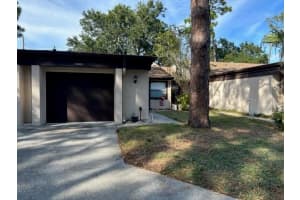 2902 OAK CIR #2902, TARPON SPRINGS, FL 34689 Sold 03/01/23