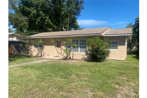 212 42ND AVE, ST PETE BEACH, FL 33706 Sold 03/18/24