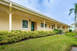 2465 NORTHSIDE DR #2204, CLEARWATER, FL 33761 Sold 12/08/22