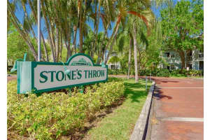 6923 Stonesthrow Cir N, St. Petersburg, FL 33710, Sold 11/29/22