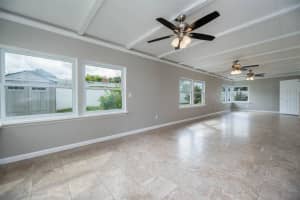 5028 42ND ST S, ST PETERSBURG, FL 33711 Sold 04/20/23