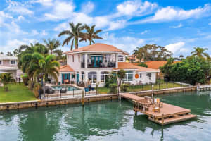 12570 6TH ST E, TREASURE ISLAND, FL 33706 Sold 03/10/23