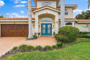 12570 6TH ST E, TREASURE ISLAND, FL 33706 Sold 03/10/23