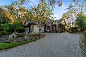 10262 CHILTERN GARDEN DR, ORLANDO, FL 32827 Sold 03/22/23